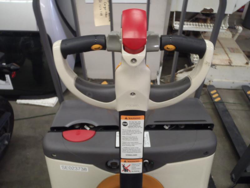 Crown Pallet Jack Package Fork Lift