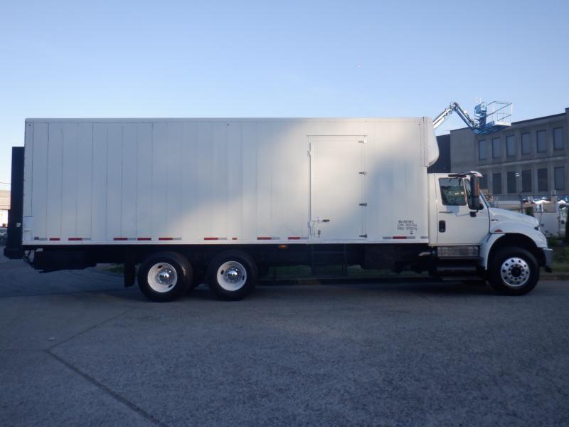 Repo.com | 2014 International 4400 Cube Van 27 foot Air Brakes Diesel