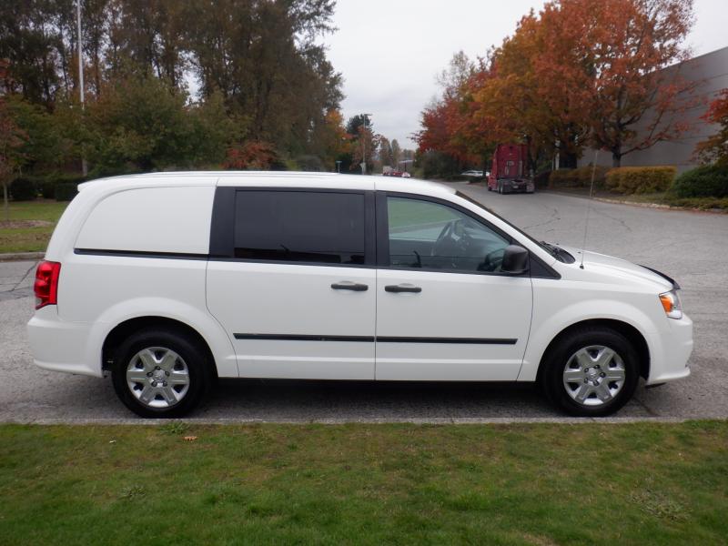 2013 Dodge Cargo Van With Rear Shelving | Repo.com