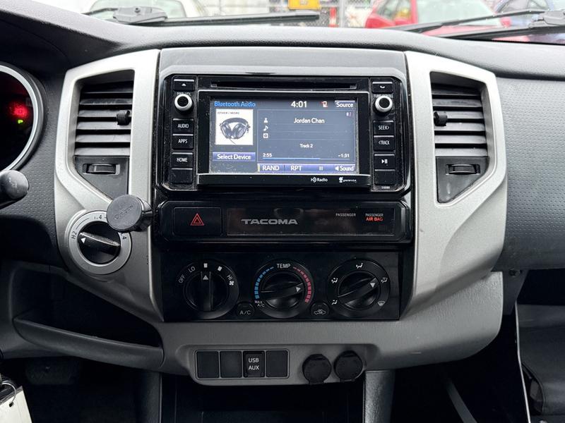 2015 Toyota Tacoma SR5 4X4 with Canopy | Repo.com