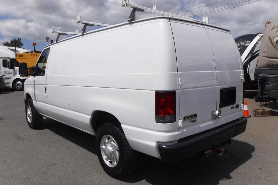 2013 Ford Econoline E250 Cargo Van with Ladder Rack and