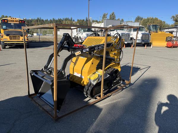 Repo Racetrack 2025 AGT INDUSTRIAL MX-MZT14 RUBBER TRACK RIDE ON MINI SKID STEER (New ...