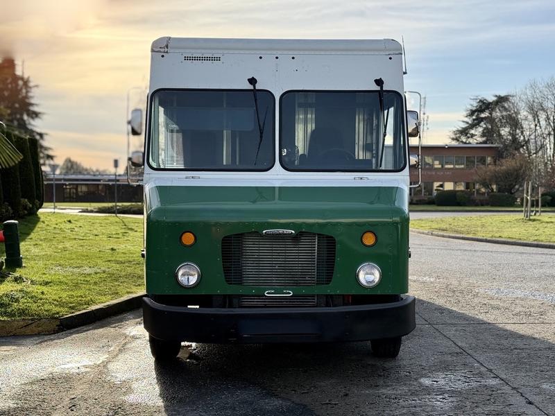 2010 Freightliner MT45 Chassis 18 Foot Cummins Diesel Step Van