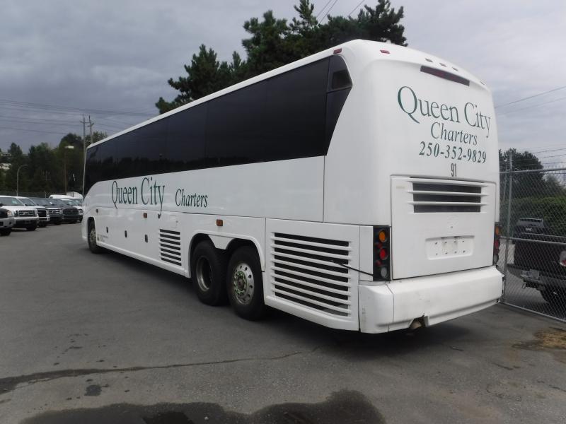 2004 MCI J4500 57 Passenger Bus with Air Brakes