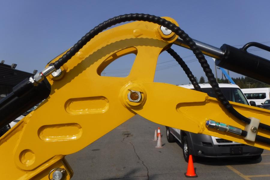 2020 Cael Mini Excavator PC1520