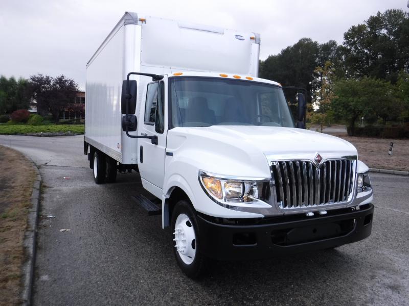 Repo.com | 2014 International TerraStar Cube Van 18 Feet Diesel 3