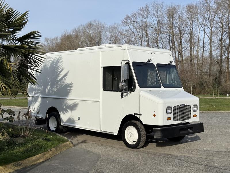 2016 Freightliner MT45 Thermo King Reefer 14-Foot Step Van | Repo.com