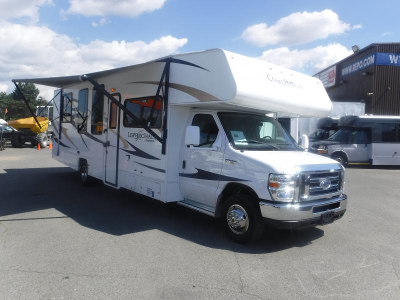 2013 Ford E450 Coachmen Leprechaun 317SA 31 Foot Motorhome