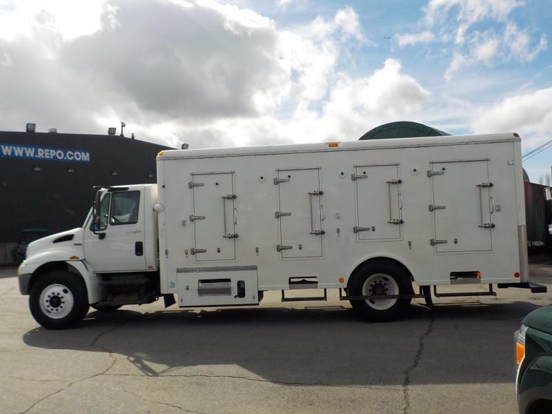 2008 International 4300 Cold Plate Refrigeration Truck w/Air Brakes