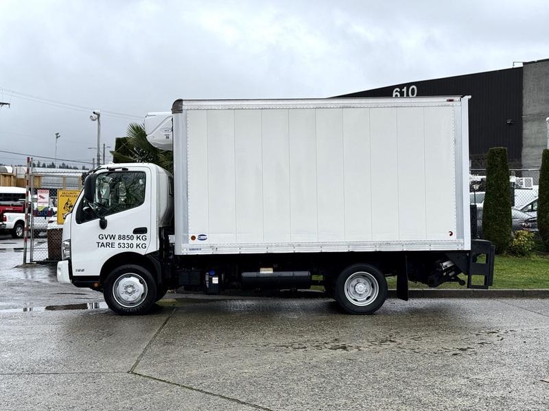 2019 Hino 195 14-Foot Reefer Cube Van with Power Tail Gate | Repo.com