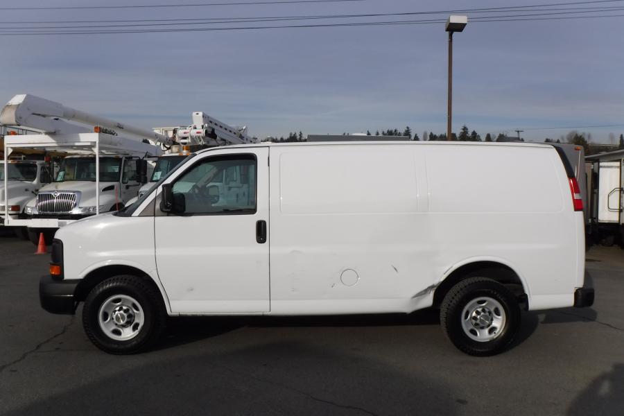 2014 Chevrolet Express 2500 Cargo Van with BulkHead Divider and Rear