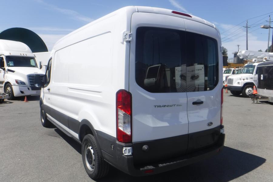 2017 Ford Transit 250 Medium Roof 148in. Wheelbase Cargo Van