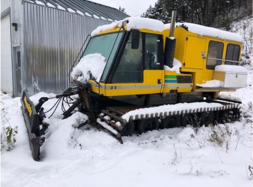 1988 Bombardier BR400 Snowcat Snow Plow Diesel