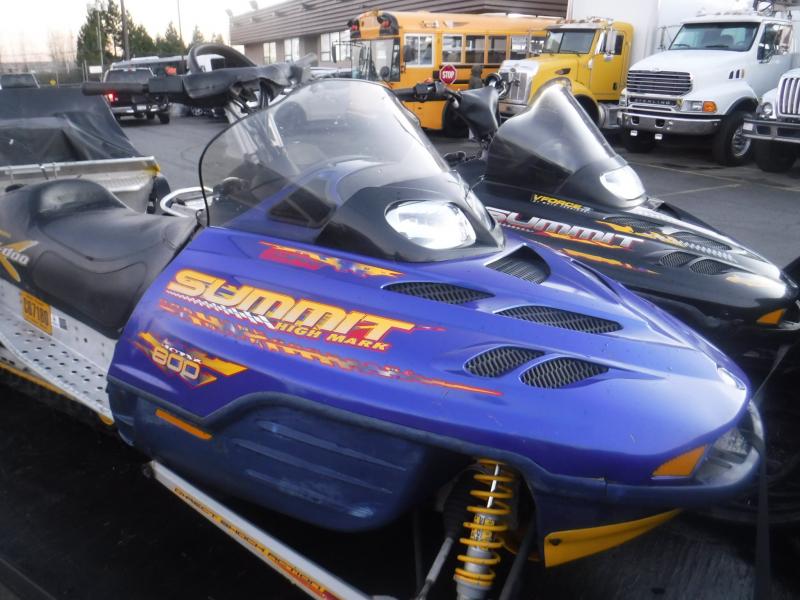 2001 Ski Doo Summit Rotax 800 Ski Doo Package Includes 2 Ski Doos And