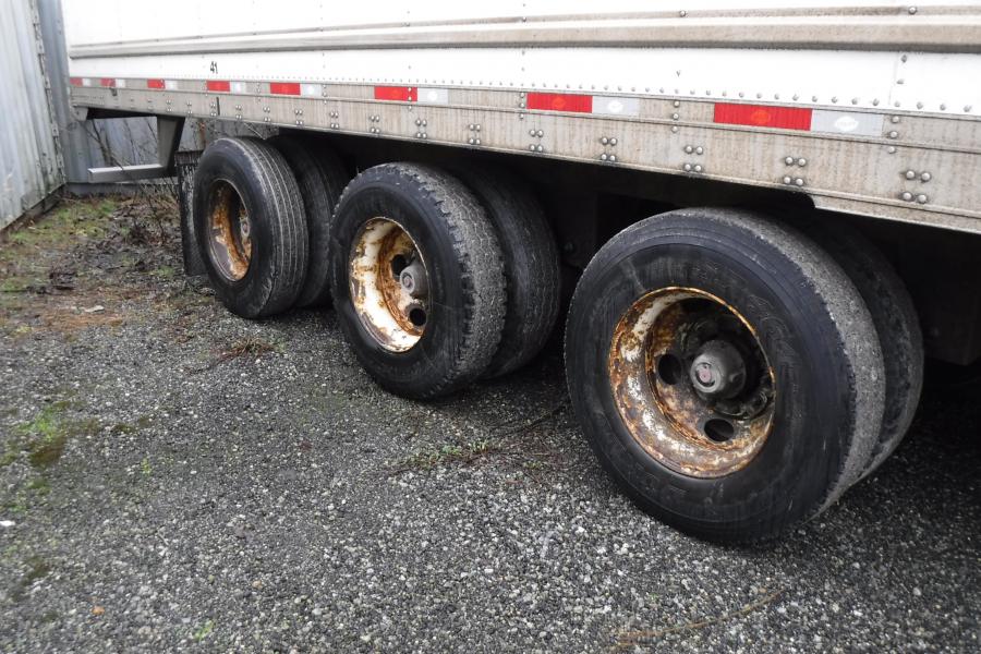 2012 Utility 3000R 53 Foot Triple Axel Trailer With Thermo