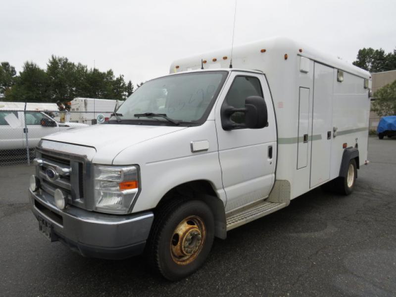 Repo Com 14 Ford Econoline Ex Ambulance E 350 Super Duty