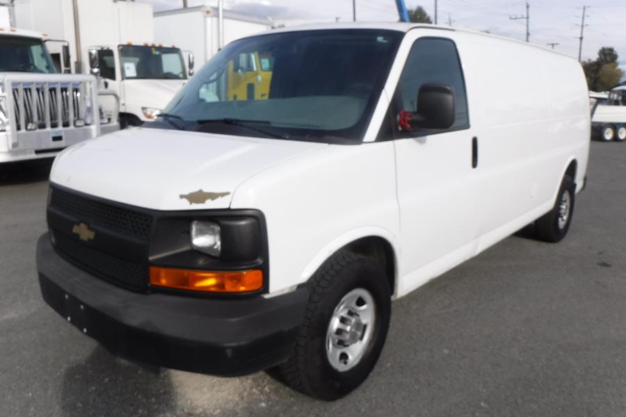 chevy express bulkhead divider