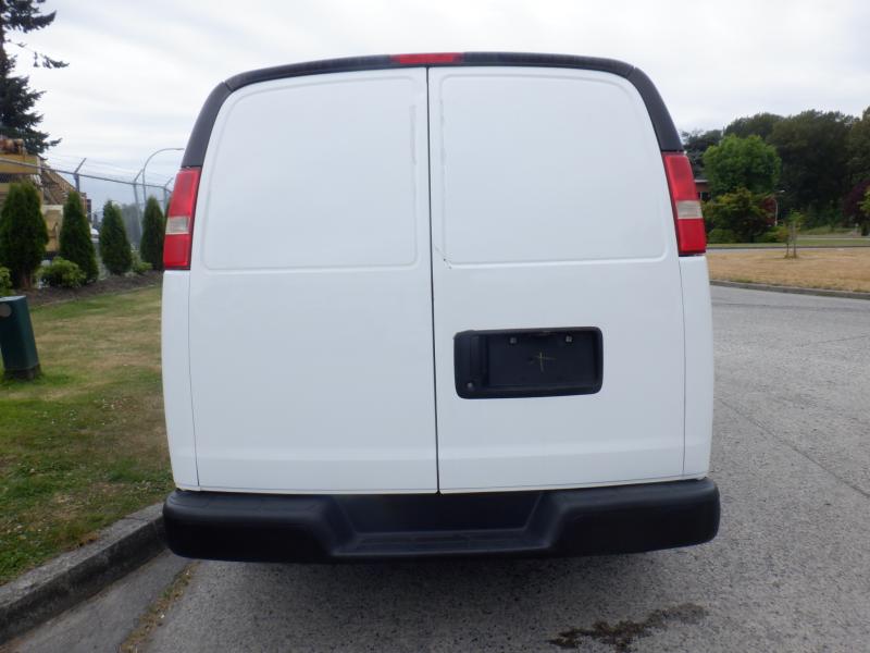 2010 GMC Savana G1500 Cargo Van Rear Shelving