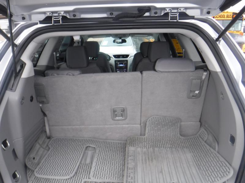 2013 Chevrolet Traverse 2LT AWD With 3rd Row Seating