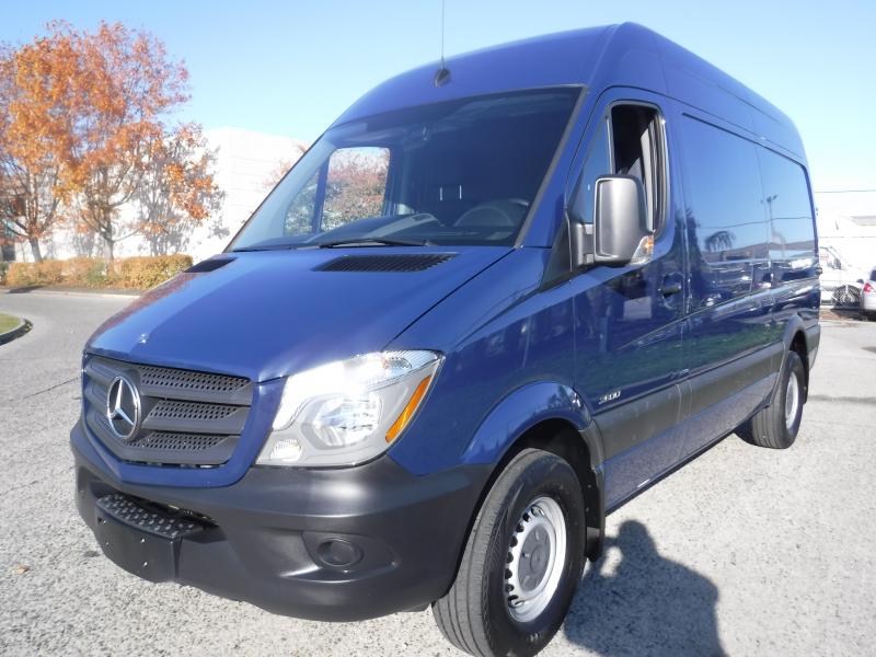 Repo Com 2016 Mercedes Benz Sprinter 2500 Cargo Van 144 In Wb